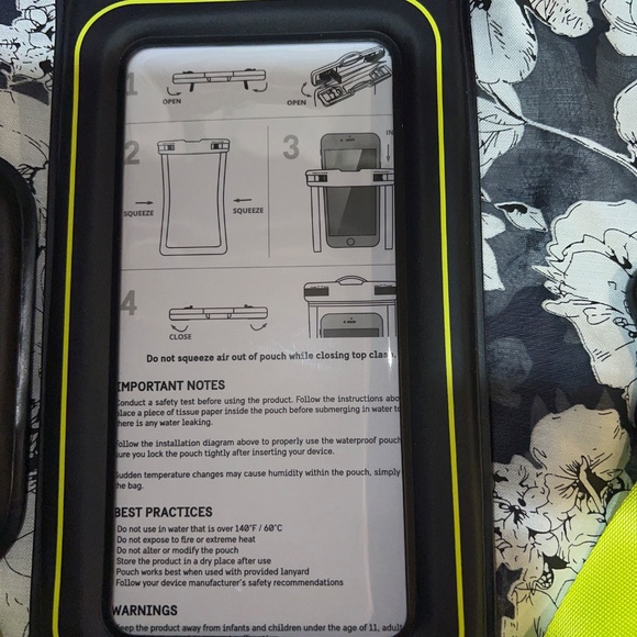 Pelican Marine Waterproof Phone Pouch 2 pack - NWT - Picture 5 of 11